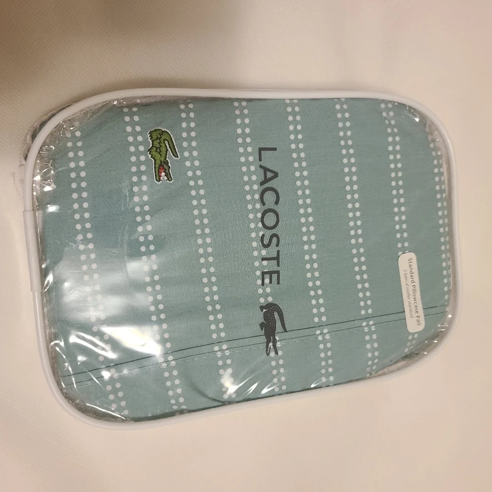 Lacoste Dot Stripes Cotton Percale Pair of Standard Pillowcase in Cameo Green